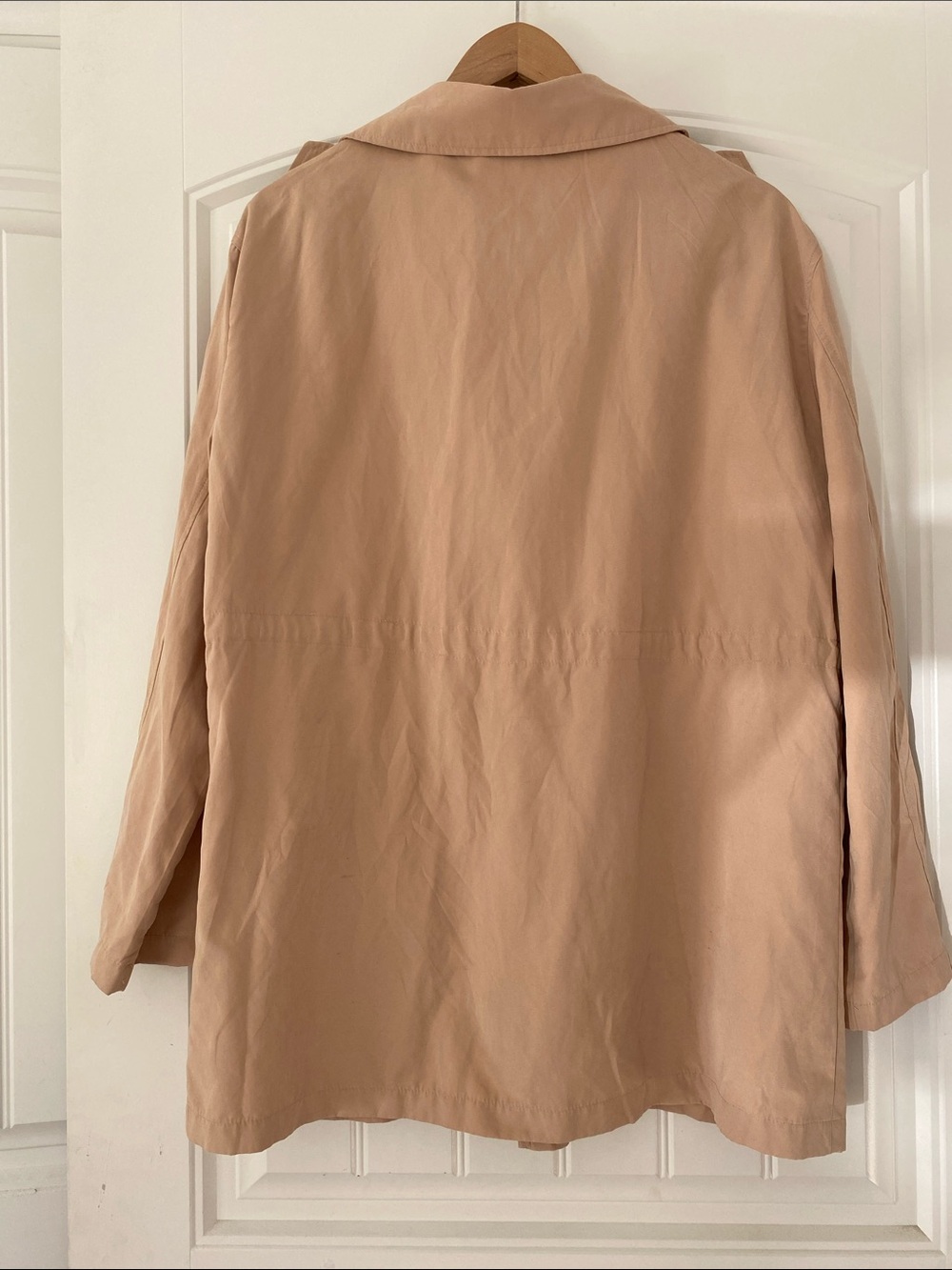 Love Tree Neutral Beige Lightweight Trench with Drawstring Waist size Large - Picture 8 of 9